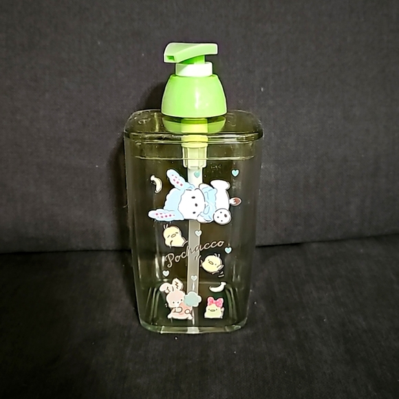 Sanrio Hello Kitty Family Pochacco Dispenser - Picture 1 of 2